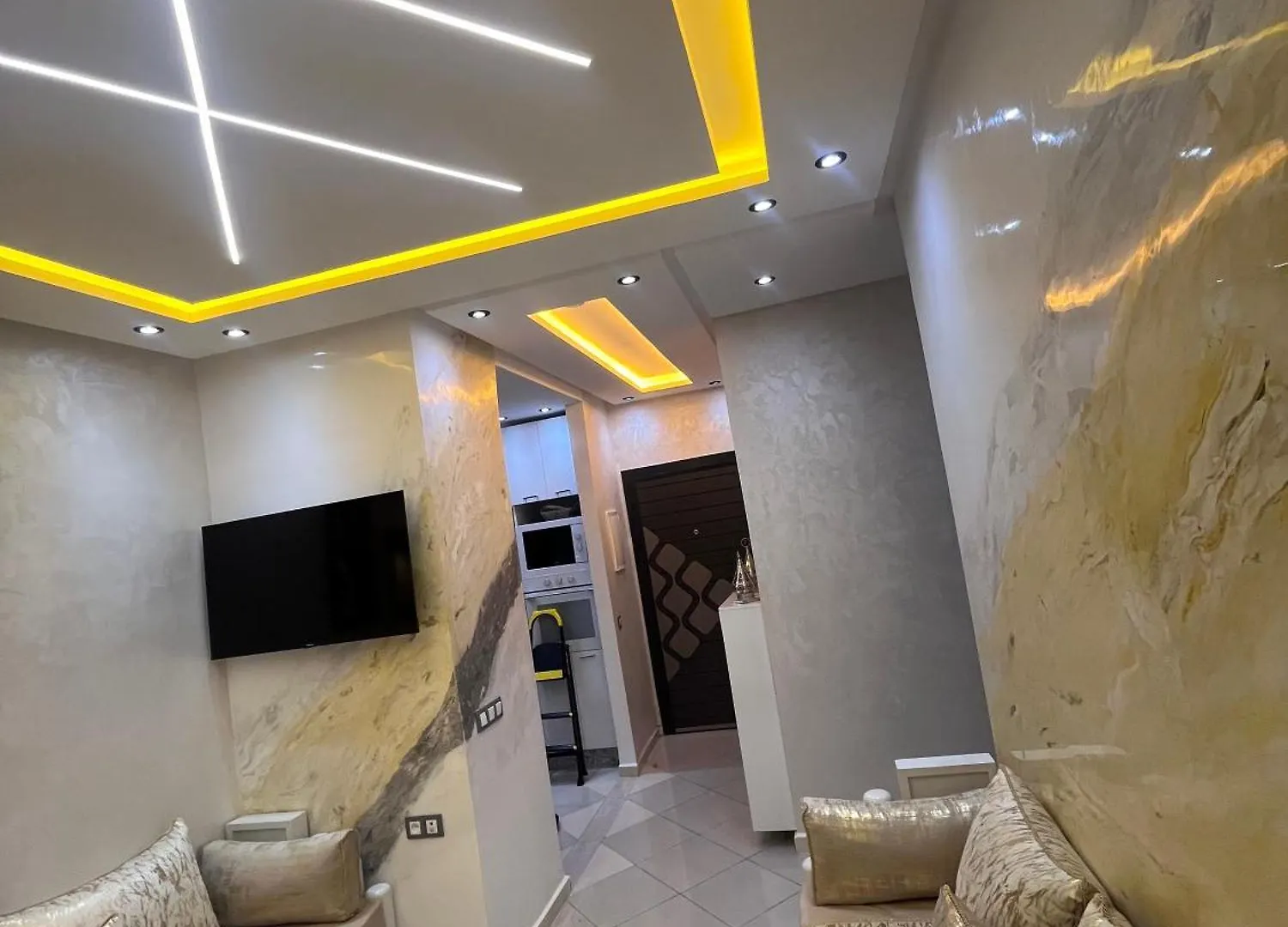 Appartement Renove Avec Style Et Parking Surveille Marrakesh